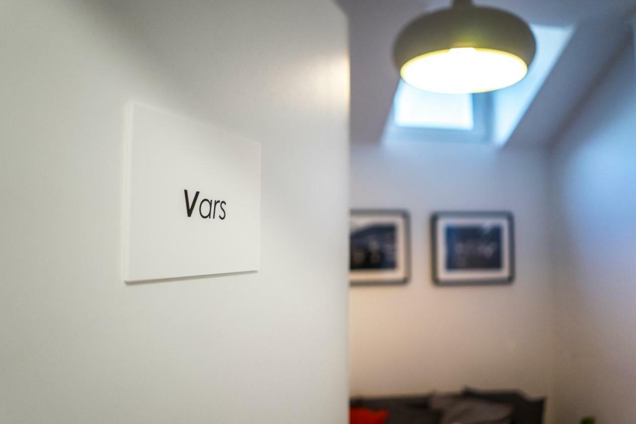 3V Apartments Varsovie Extérieur photo